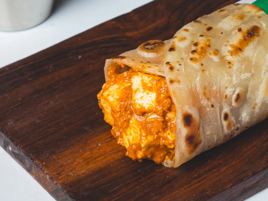 Paneer Makhani Roll